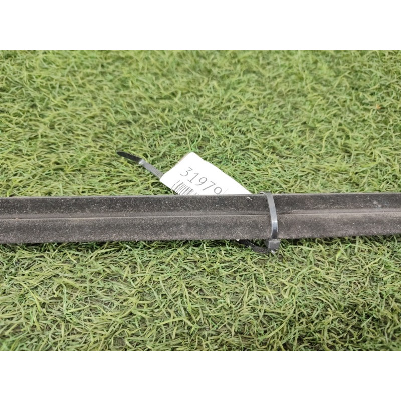 Молдинг скла (кузов і елементи) Opel Vectra C 2.2 Z22YH 24431721