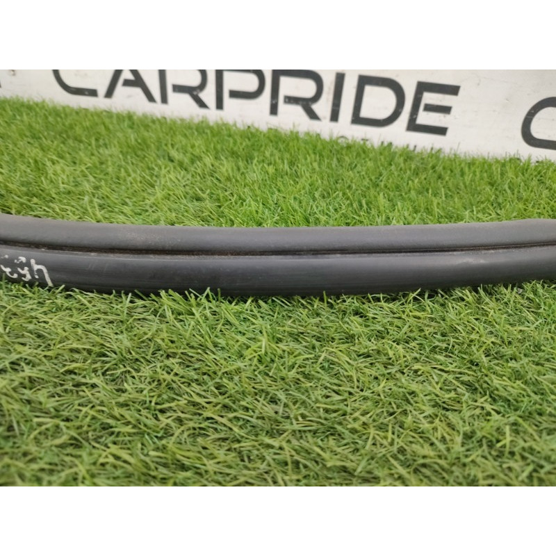 Уплотнитель проема двери (кузов и элементы) Dodge Durango WD 2015 5.7 HEMi 55399256AE