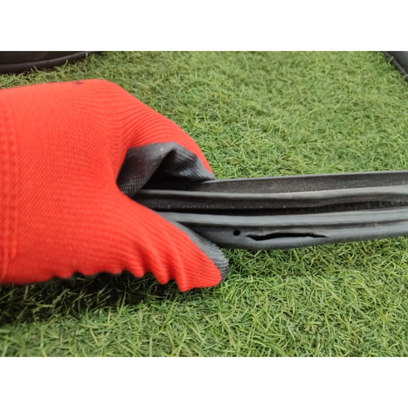 Уплотнитель проема двери (кузов и элементы) Dodge Durango WD 2015 5.7 HEMi 55399256AE