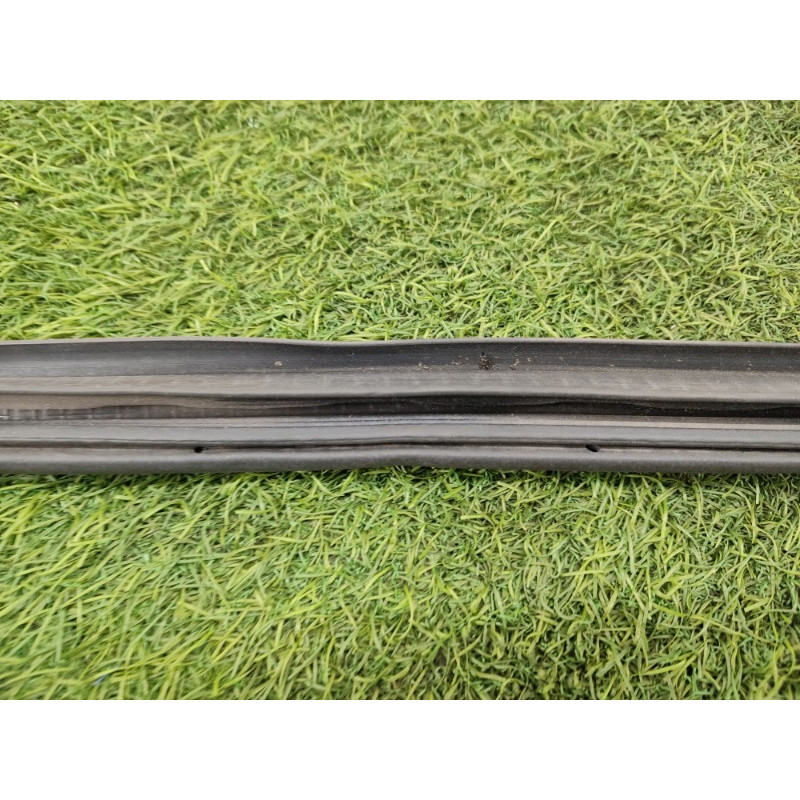 Уплотнитель проема двери (кузов и элементы) Dodge Durango WD 2015 5.7 HEMi 55399256AE