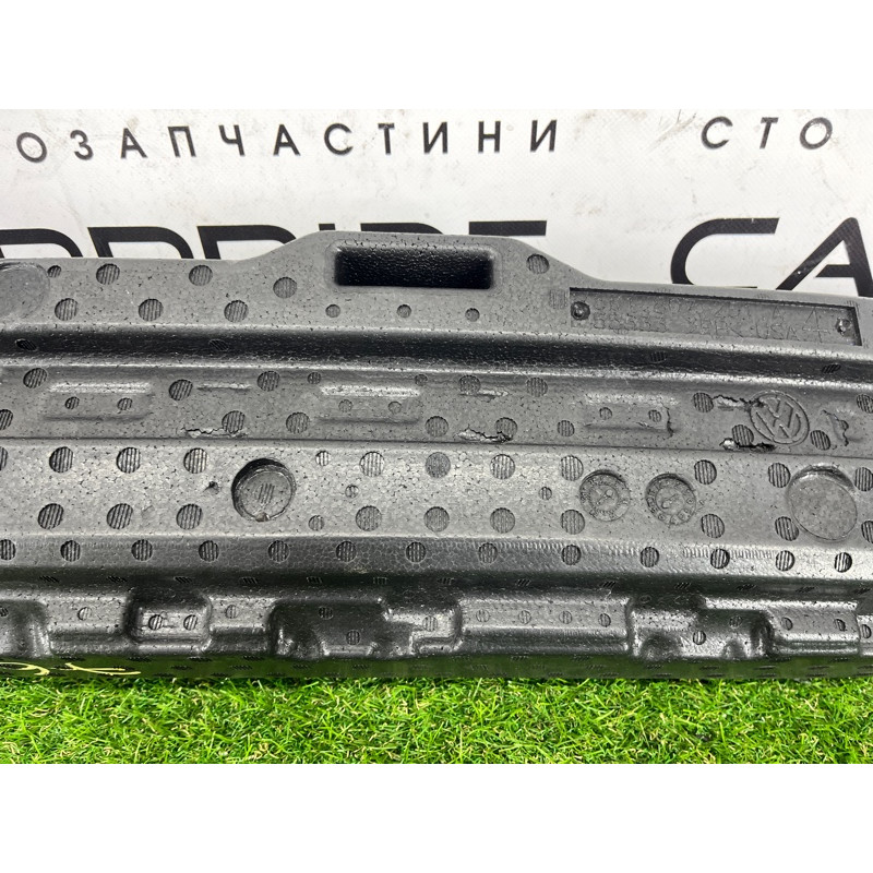 Абсорбер (наповнювач) бампера (кузов і елементи) Volkswagen Passat B7 2016 1.8 561807251A