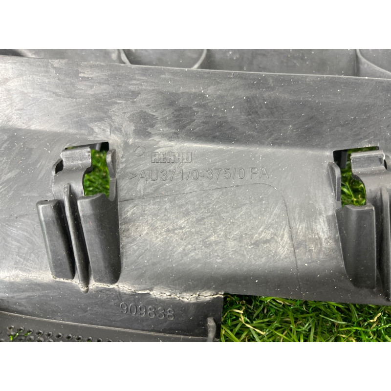 Крепление бампера (кузов и элементы) AUDI A3 8V 2018 2.0 CZRA 8V5807385D