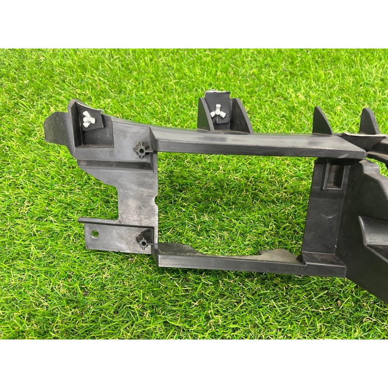 Крепление бампера (кузов и элементы) AUDI Q7 4L 2007 3.6 4L0807385