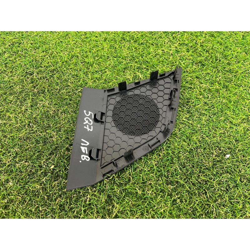 Крышка динамика в торпедо (салон) AUDI Q7 4M 2017 3.0 TFSi CREC 4M08572276PS