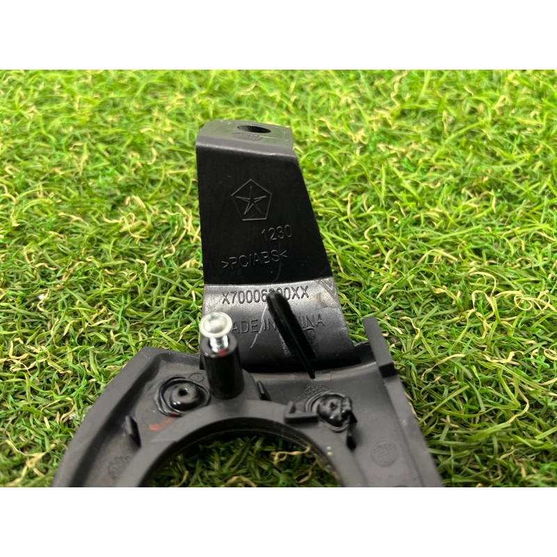 Декоративная накладка торпедо (салон) Jeep Grand Cherokee WK2 2016 3.6 6EQ24AAAAA