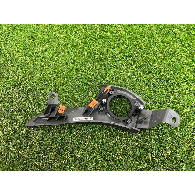 Декоративная накладка торпедо (салон) Jeep Grand Cherokee WK2 2017 3.6 5QW24AAAAC