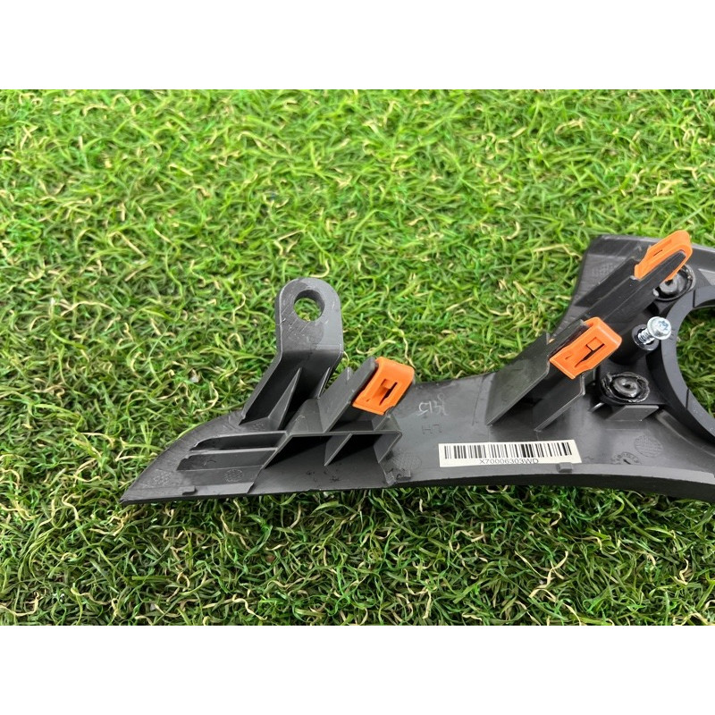 Декоративная накладка торпедо (салон) Jeep Grand Cherokee WK2 2017 3.6 5QW24AAAAC