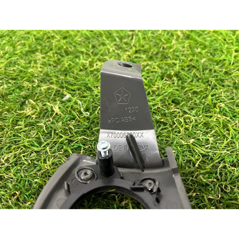 Декоративная накладка торпедо (салон) Jeep Grand Cherokee WK2 2017 3.6 5QW24AAAAC