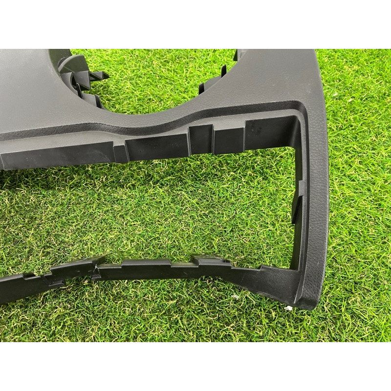 Накладка торпедо нижняя (салон) Jeep Grand Cherokee WK2 2017 3.6 5MT27DX9AA