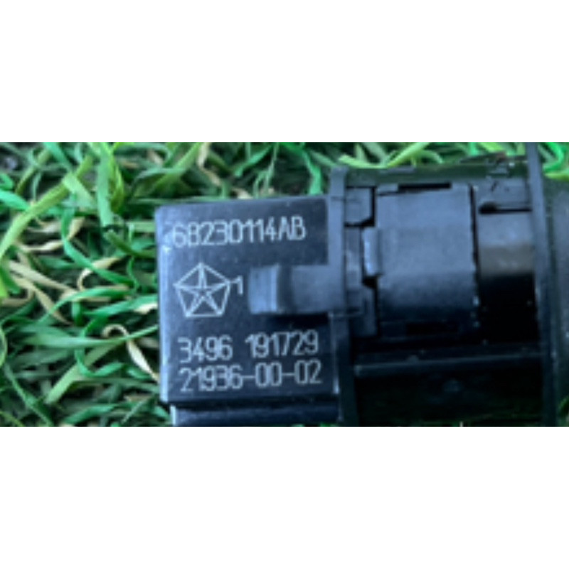 Датчик света (электрика / датчики) Jeep Grand Cherokee WK2 2017 3.6 68230114AB