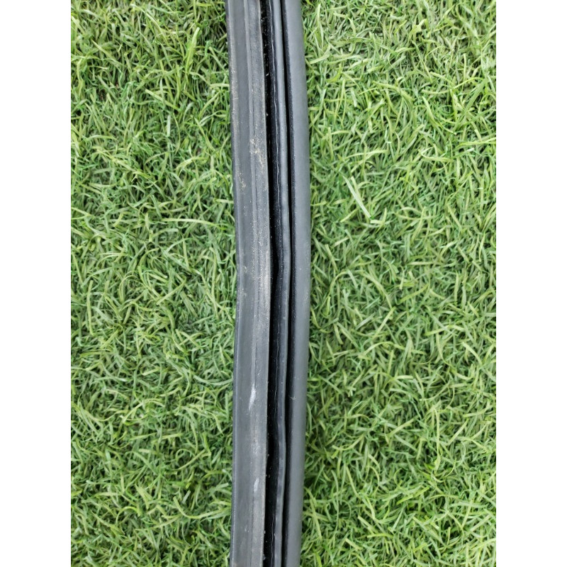 Уплотнитель проема багажника (кузов и элементы) Cadillac Xt5 1 2016 3.6