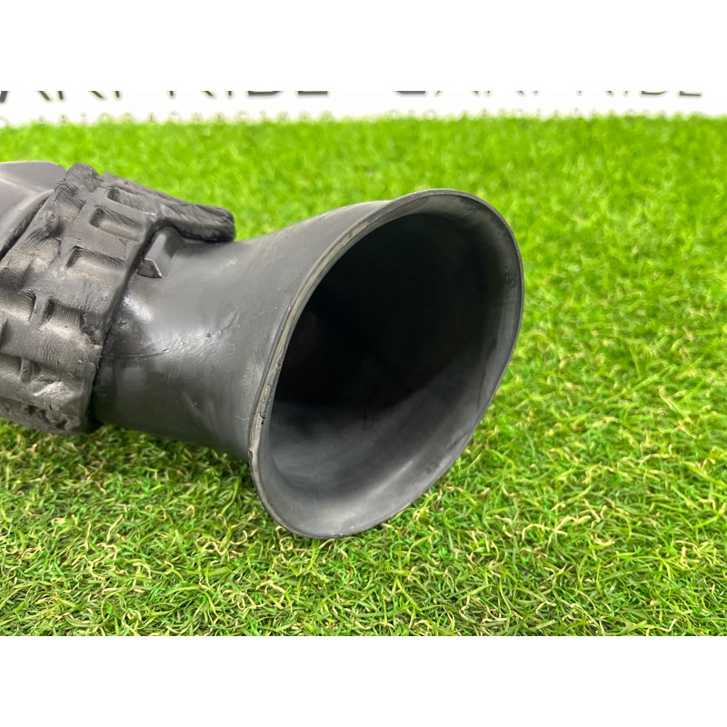 Патрубок воздушного фильтра (впускная система) Volkswagen Touareg NF 2012 3.6 7P6129609A