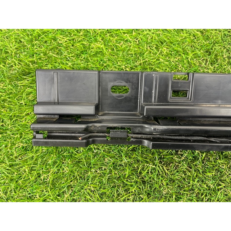 Крепление порога (кузов и элементы) BMW 5-series F10 2011 3.0 51777184777