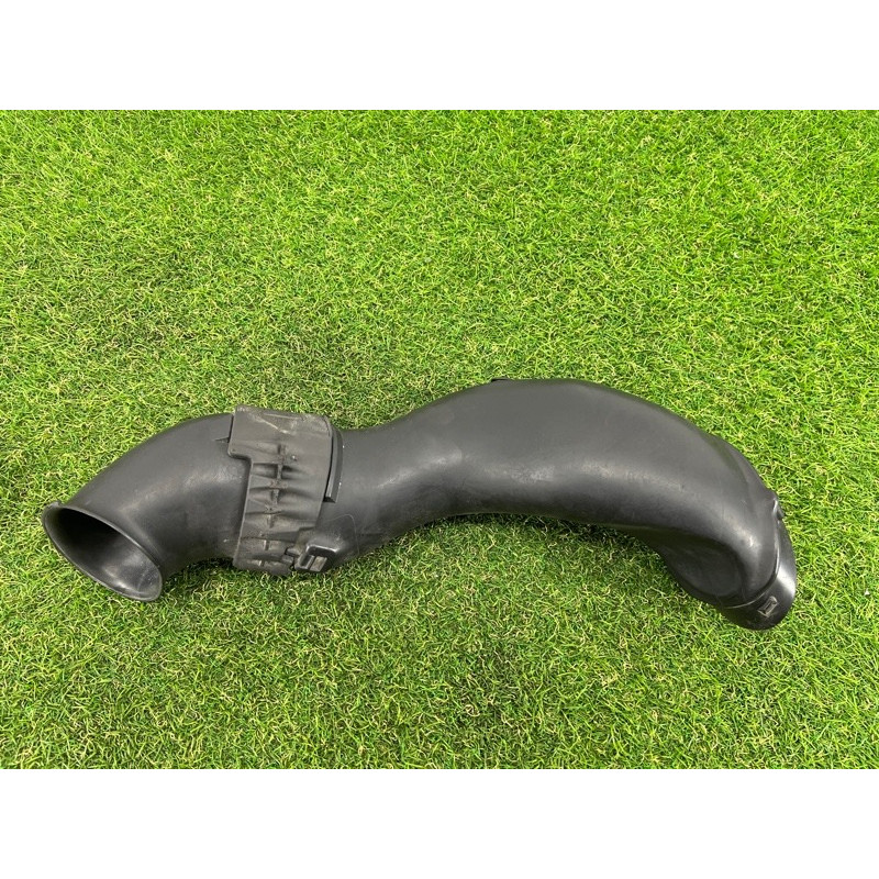 Патрубок воздушного фильтра (впускная система) Volkswagen Touareg FL 2015 3.6 7P6129609B