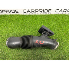 Патрубок воздушного фильтра