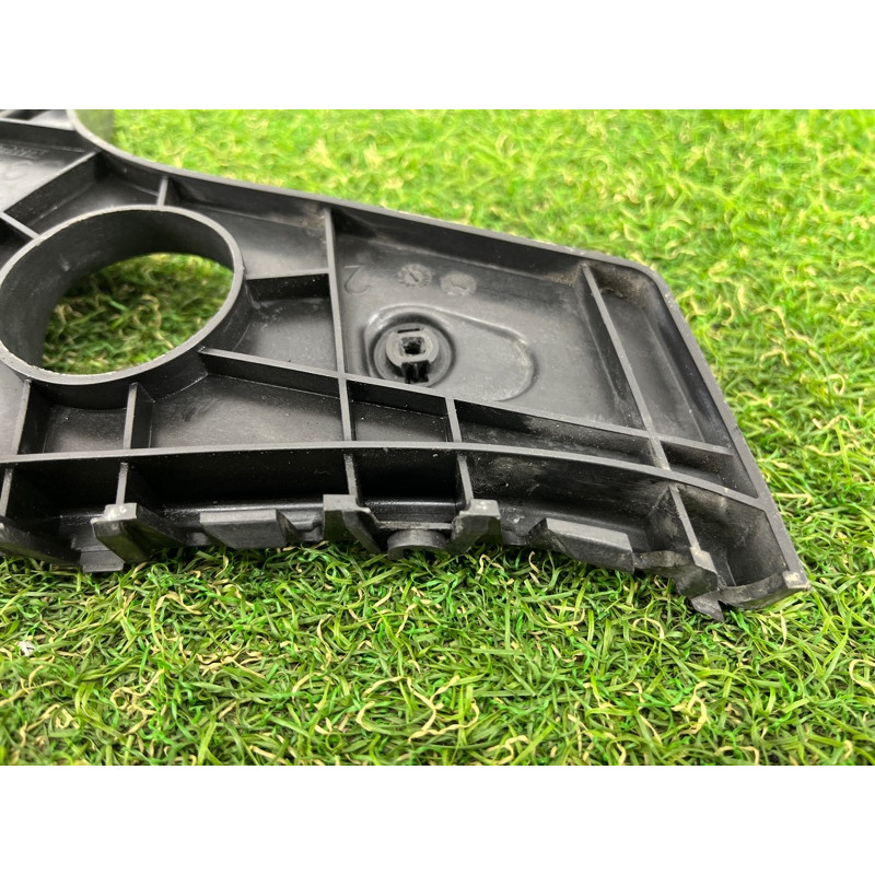 Крепление бампера (кузов и элементы) AUDI A7 4G 2013 3.0 CGXB 4G8807454A