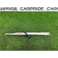 Распорка передней панели