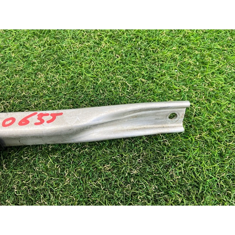 Распорка передней панели (кузов и элементы) AUDI A4 B9 2017 2.0 8W0805646