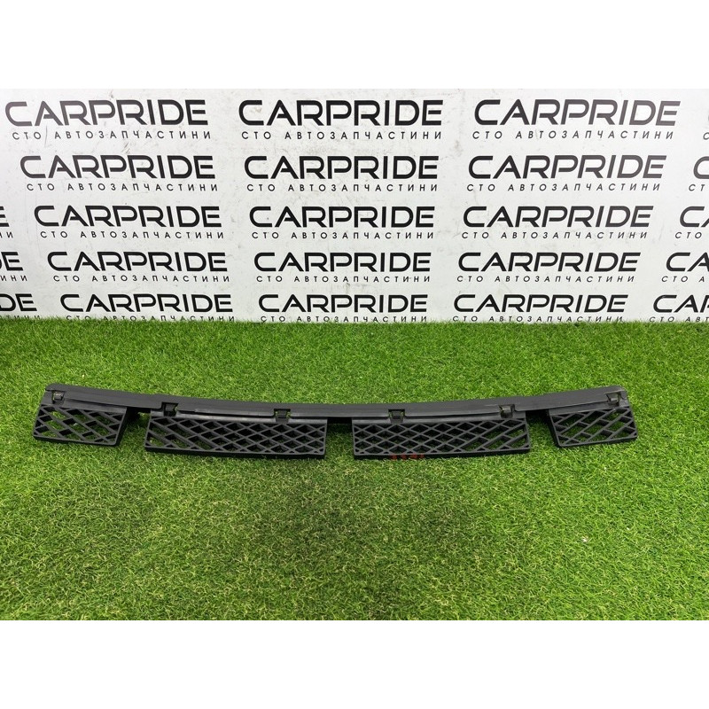 Крепление бампера (кузов и элементы) Volkswagen Touareg FL 2015 3.6 7P6807863A