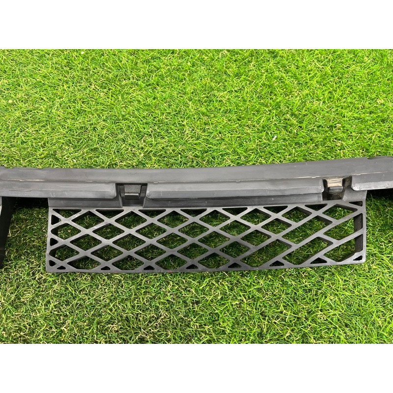 Крепление бампера (кузов и элементы) Volkswagen Touareg FL 2015 3.6 7P6807863A