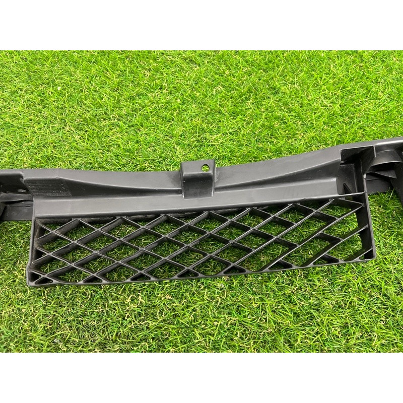 Крепление бампера (кузов и элементы) Volkswagen Touareg FL 2015 3.6 7P6807863A