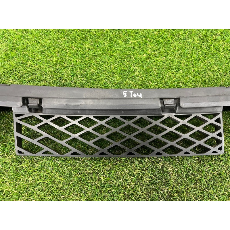 Кріплення бампера (кузов і елементи) Volkswagen Touareg NF 2012 3.0 7P6807863