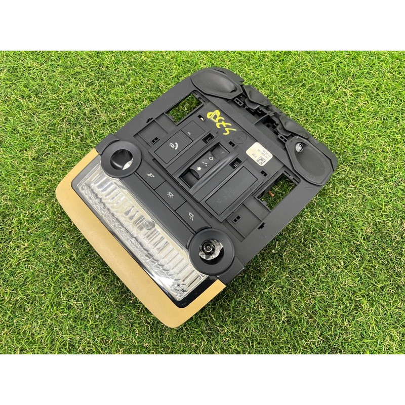 Салонний світильник (салон) BMW X5 E70 2008 4.8 N62/TU 61319225941