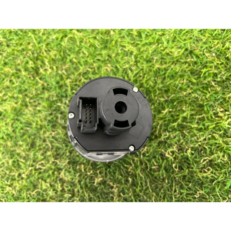 Перемикач світла (електрика) Volkswagen Passat B7 2016 1.8 3C8941431DXSH