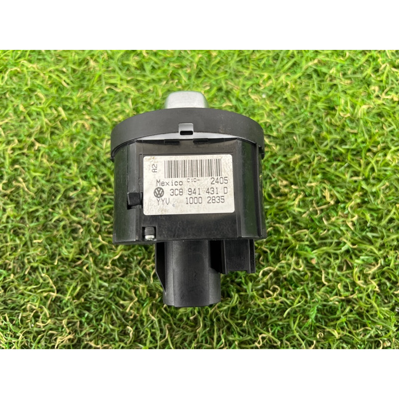 Перемикач світла (електрика) Volkswagen Passat B7 2016 1.8 3C8941431DXSH