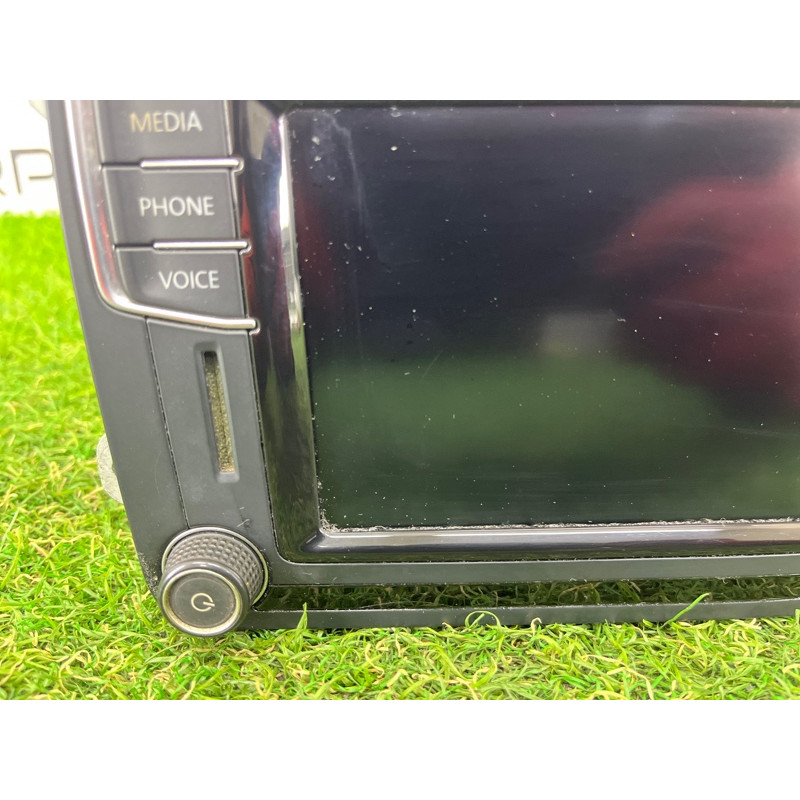 Магнітола (електрика) Volkswagen Passat B7 2016 1.8 5C0035200A