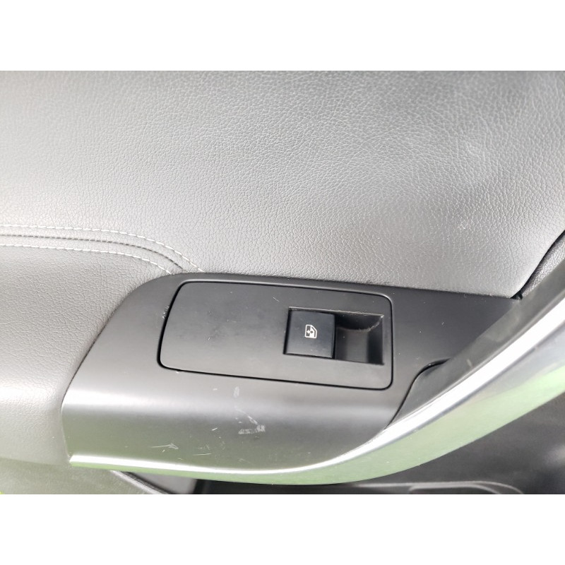 Дверная карта (салон) Opel Insignia A 2009 2.0 DTH 13327687