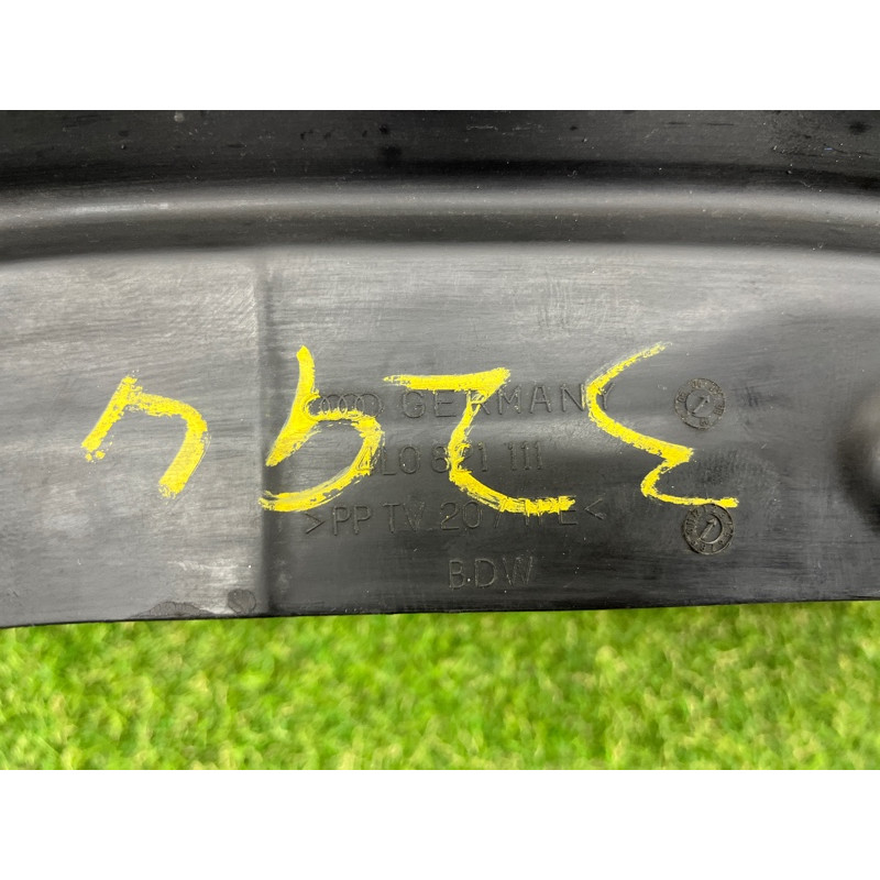 Уплотнитель крыла (кузов и элементы) AUDI Q7 4L 2007 3.6 4L0821111