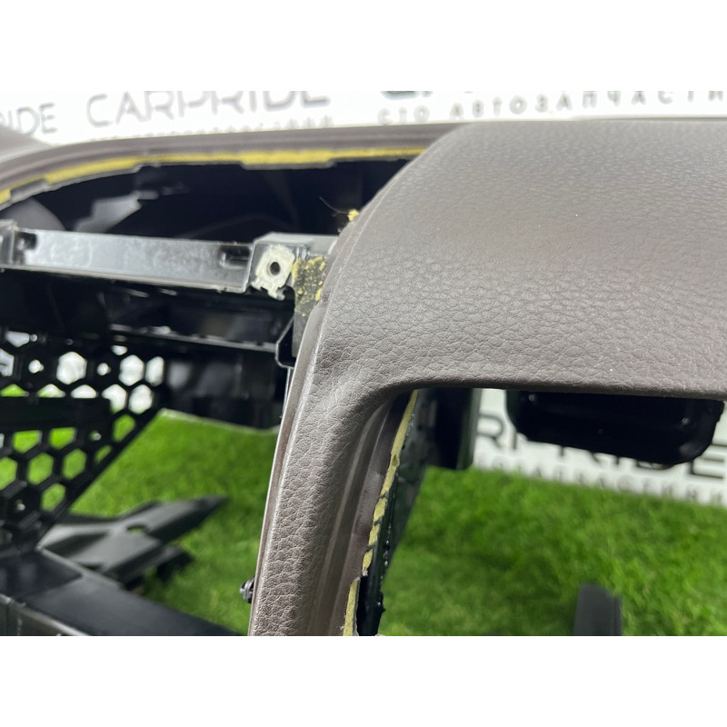 Торпеда (салон) Volkswagen Touareg NF 2012 3.0 7P1857003GHA3