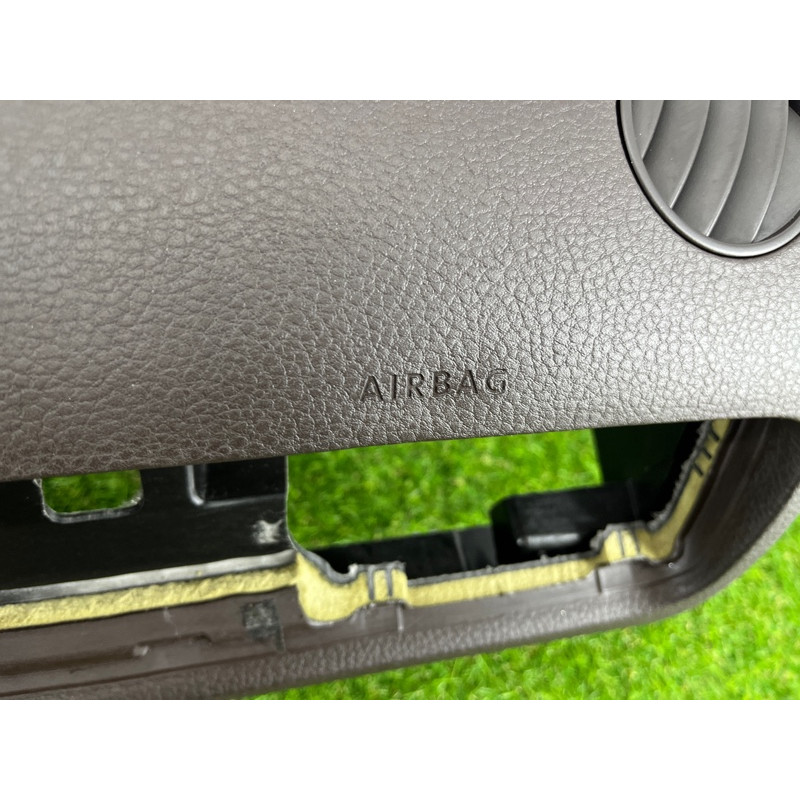 Торпеда (салон) Volkswagen Touareg NF 2012 3.0 7P1857003GHA3