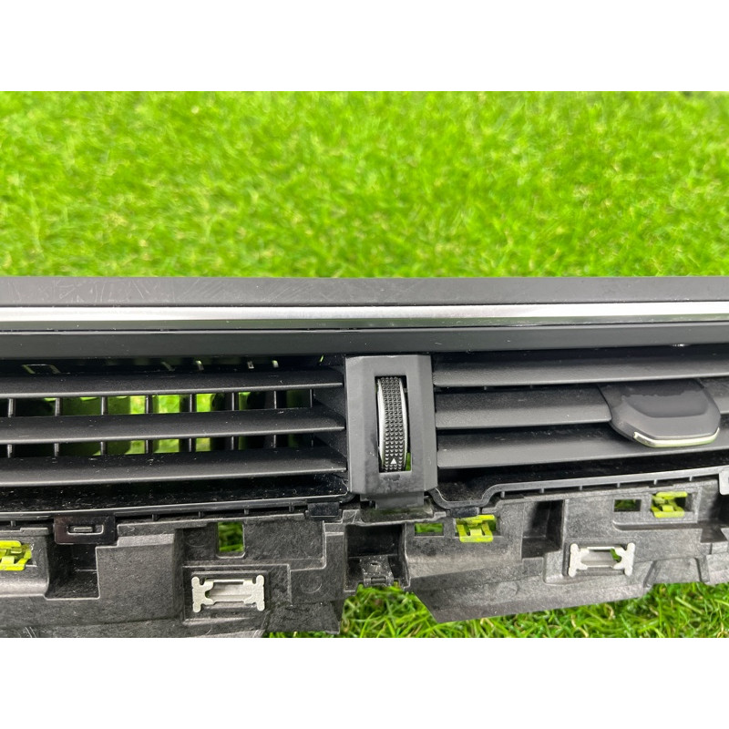 Центральный дефлектор салона (салон) AUDI A4 B9 2017 2.0 8W1820902E6PS