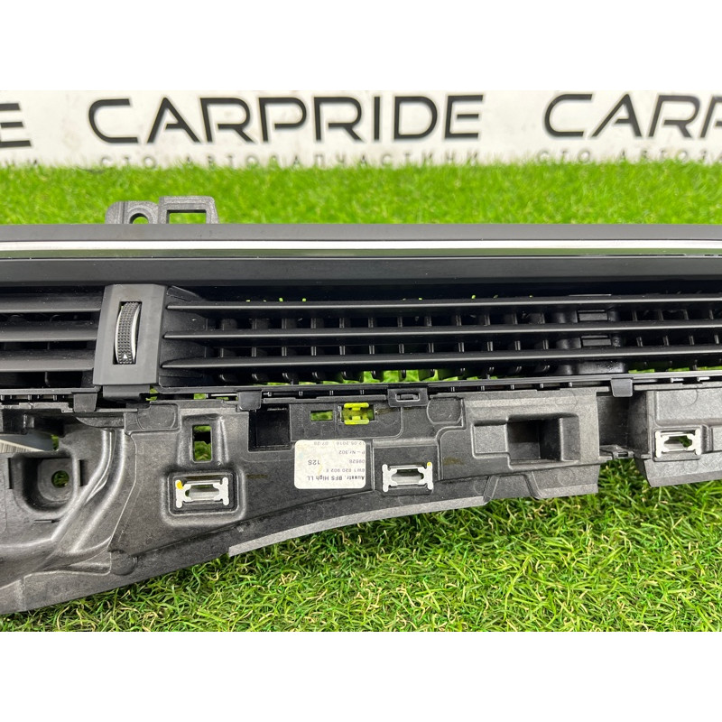 Центральный дефлектор салона (салон) AUDI A4 B9 2017 2.0 8W1820902E6PS