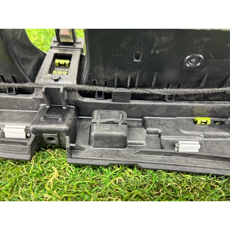 Центральный дефлектор салона (салон) AUDI A4 B9 2017 2.0 8W1820902E6PS