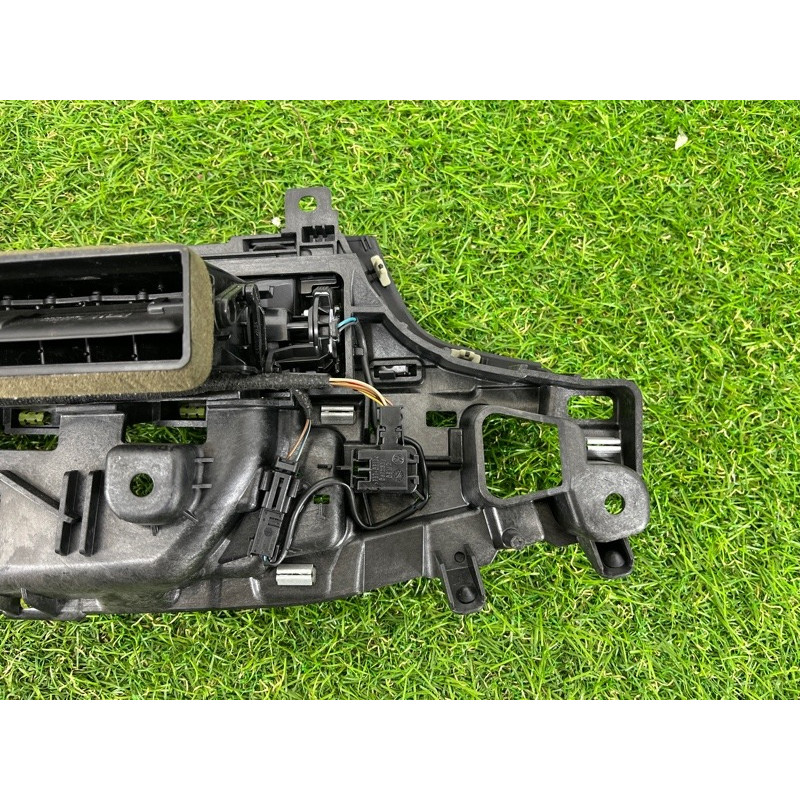 Центральный дефлектор салона (салон) AUDI A4 B9 2017 2.0 8W1820902E6PS