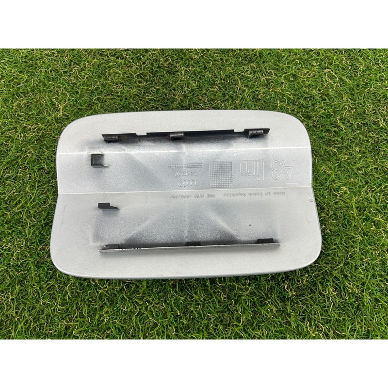 Лючок топливного бака (кузов и элементы) AUDI A3 8V 2015 1.8 8V5809907GRU