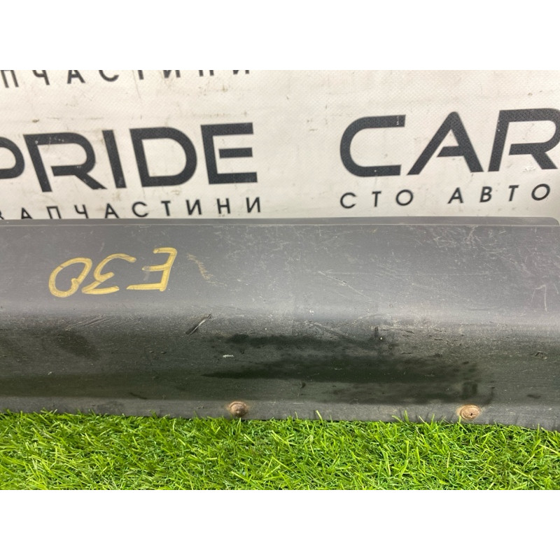 Накладка на порог (кузов и элементы) Mitsubishi Galant 8 2.4GDI MR214154