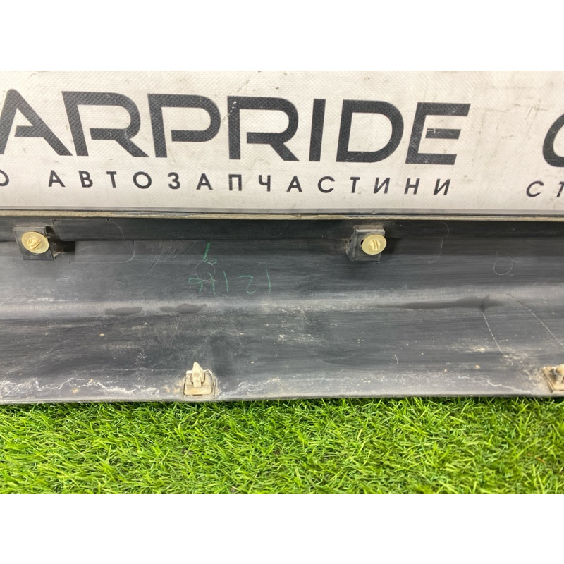 Накладка на порог (кузов и элементы) Mitsubishi Galant 8 2.4GDI MR214154