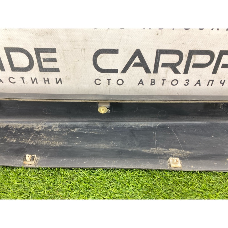 Накладка на порог (кузов и элементы) Mitsubishi Galant 8 2.4GDI MR214153