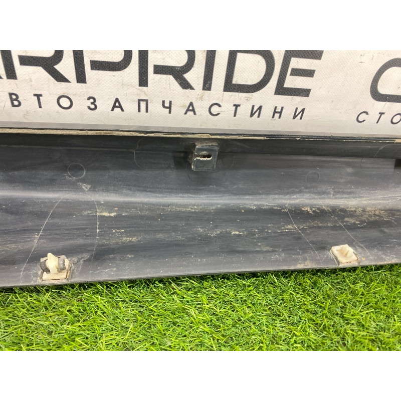 Накладка на порог (кузов и элементы) Mitsubishi Galant 8 2.4GDI MR214153