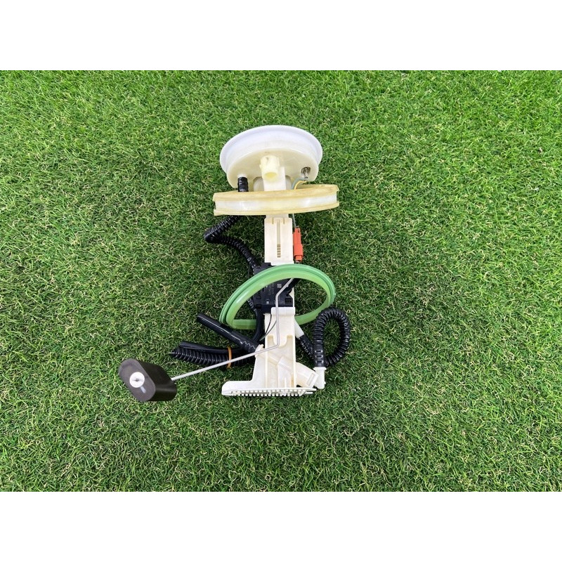 Датчик уровня топлива (электрика / датчики) BMW X5 E70 2008 4.8 N62/TU 16117195469