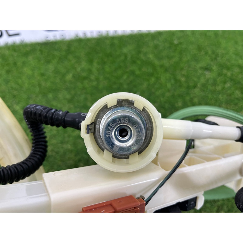 Датчик уровня топлива (электрика / датчики) BMW X5 E70 2008 4.8 N62/TU 16117195469