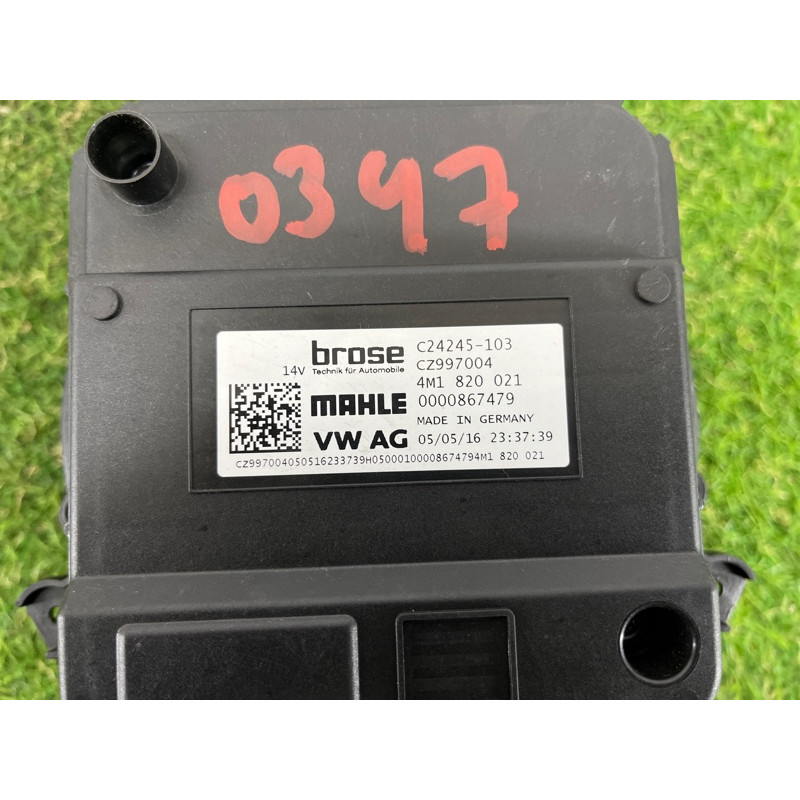 Мотор печки (отопление и кондиционирование) AUDI A4 B9 2017 2.0 4M1820021