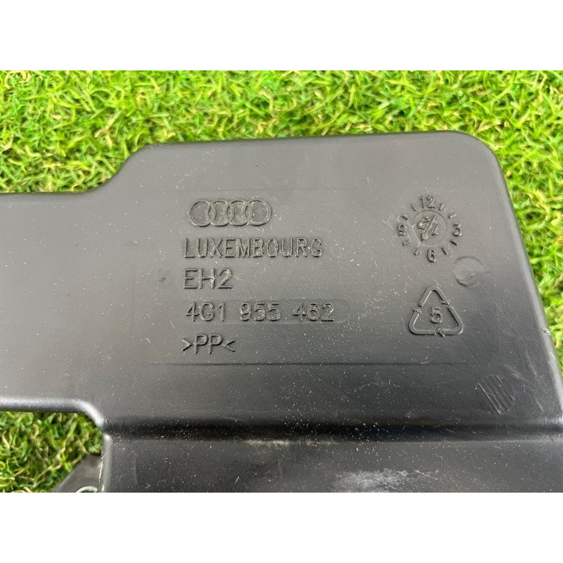 Горловина бачка омывателя (кузов и элементы) AUDI A7 4G 2013 3.0 CGXB 4G1955463