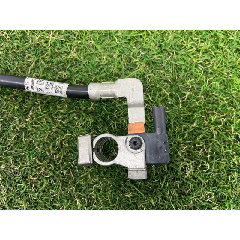 Клема мінусова (електрика) BMW 5-series G30 2017 2.0 B46B20 61216840519