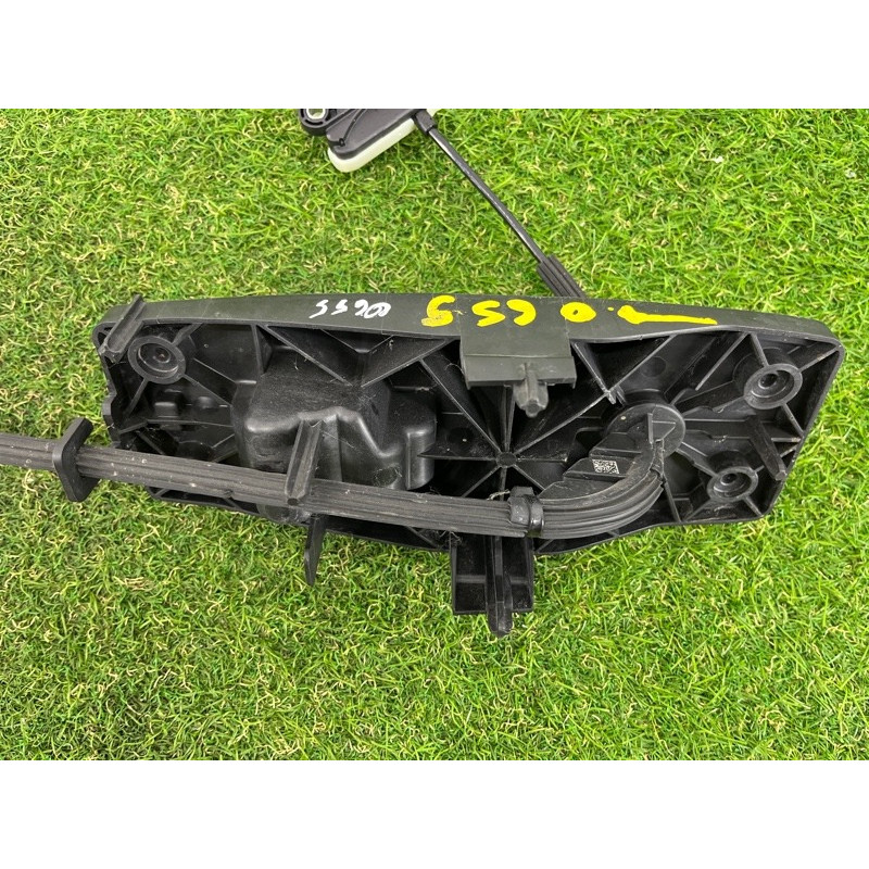 Трос аварийной разблокировки АКПП (трансмиссия) AUDI A4 B9 2017 2.0 8W0713052N