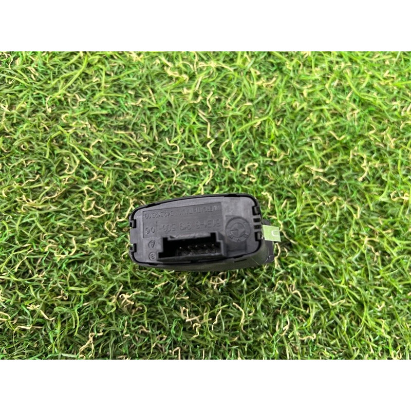 Кнопка аварийной сигнализации (электрика / кнопки) BMW X5 E70 2008 4.8 N62/TU 61316919506